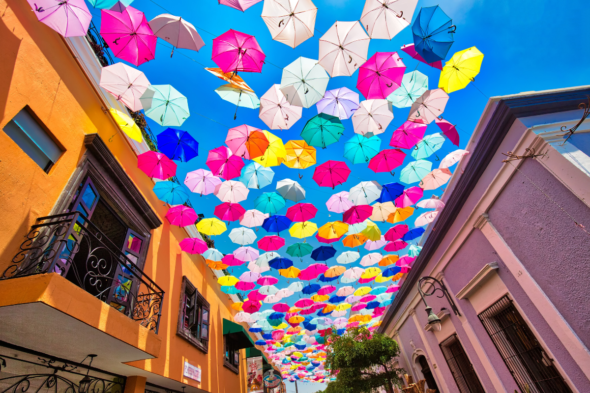 Dreamy Day Trip to Tlaquepaque, Mexico: Art & Colonial Charm