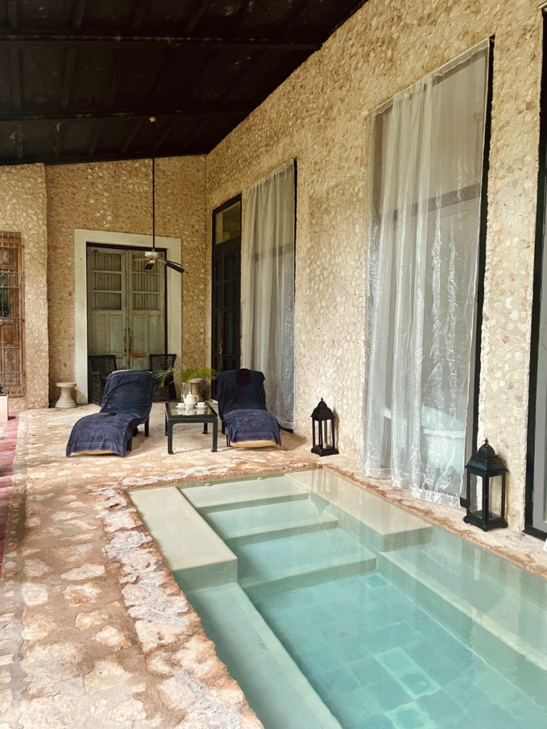spa-day-pool-coqui-coqui-spa-day-valladolid-mexico-girl-go-travel-the-world-female-travel-blog-portrait