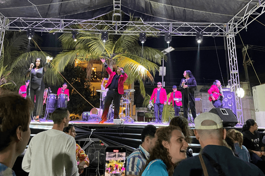 how-to-celebrate-new-year's-eve-in-isla-holbox